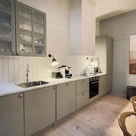 Apartmentincopenhagen 1577 *